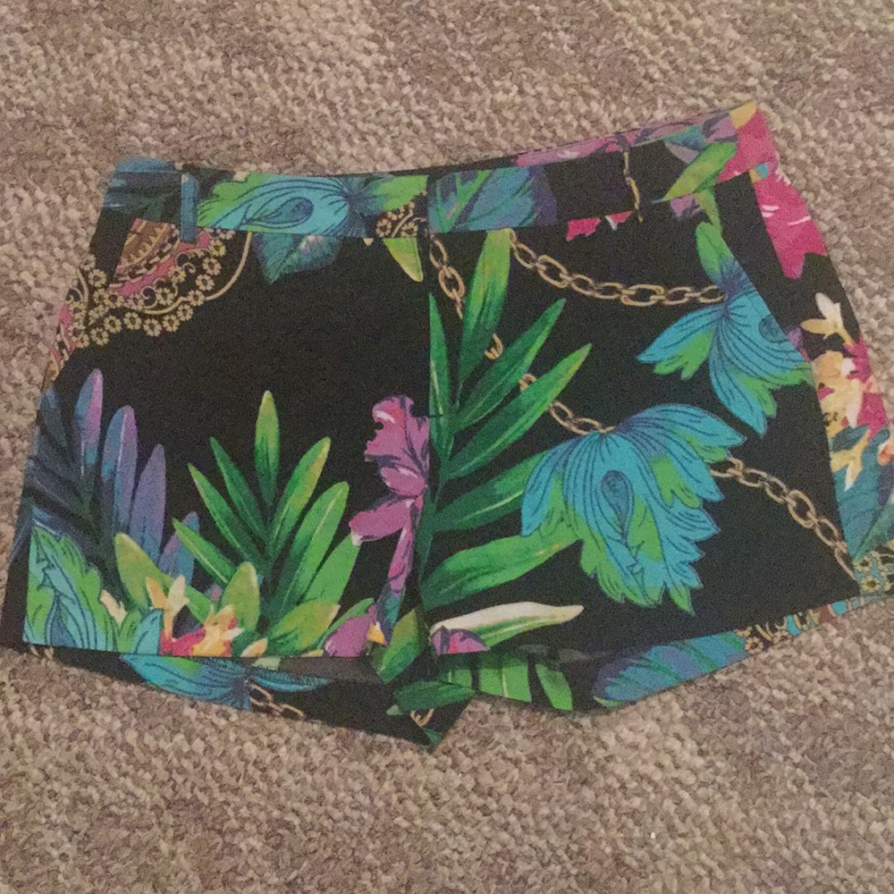 Tropical shorts